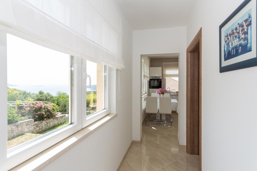 Apartment & Room Ladisic 오라사크 외부 사진