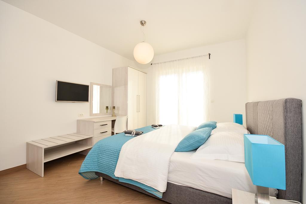 Apartment & Room Ladisic 오라사크 외부 사진